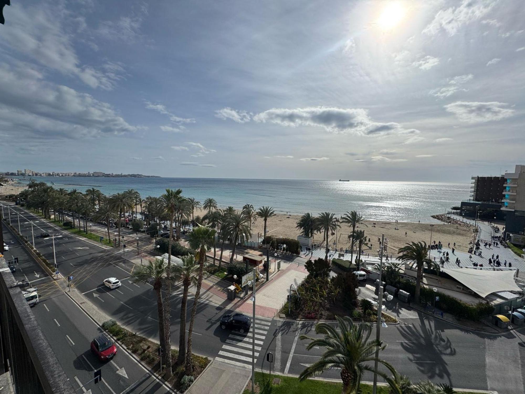 Apartamentos Playa Postiguet Alicante Eksteriør bilde